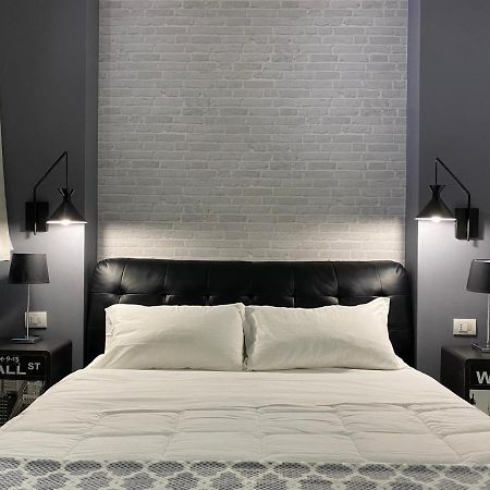 2B Fifteen Floor Suite Napoli Exterior photo