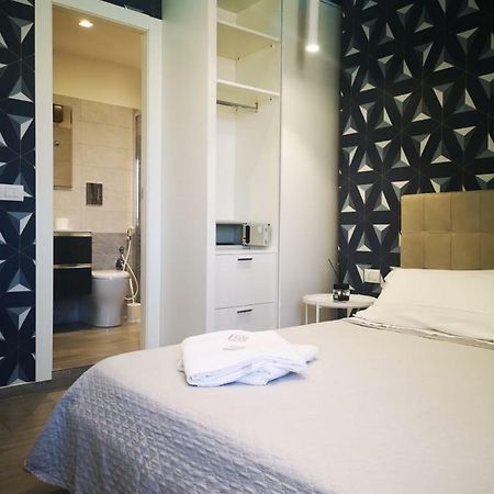 2B Fifteen Floor Suite Napoli Exterior photo