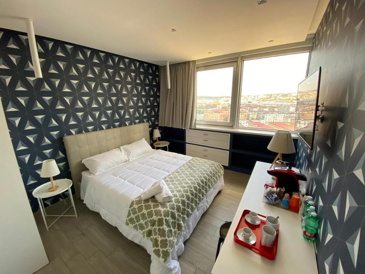 2B Fifteen Floor Suite Napoli Exterior photo