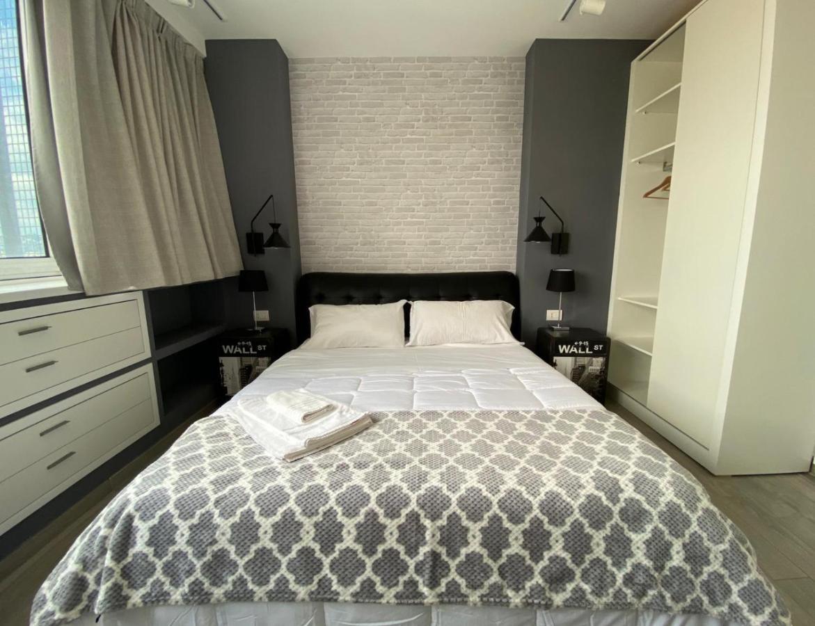 2B Fifteen Floor Suite Napoli Exterior photo