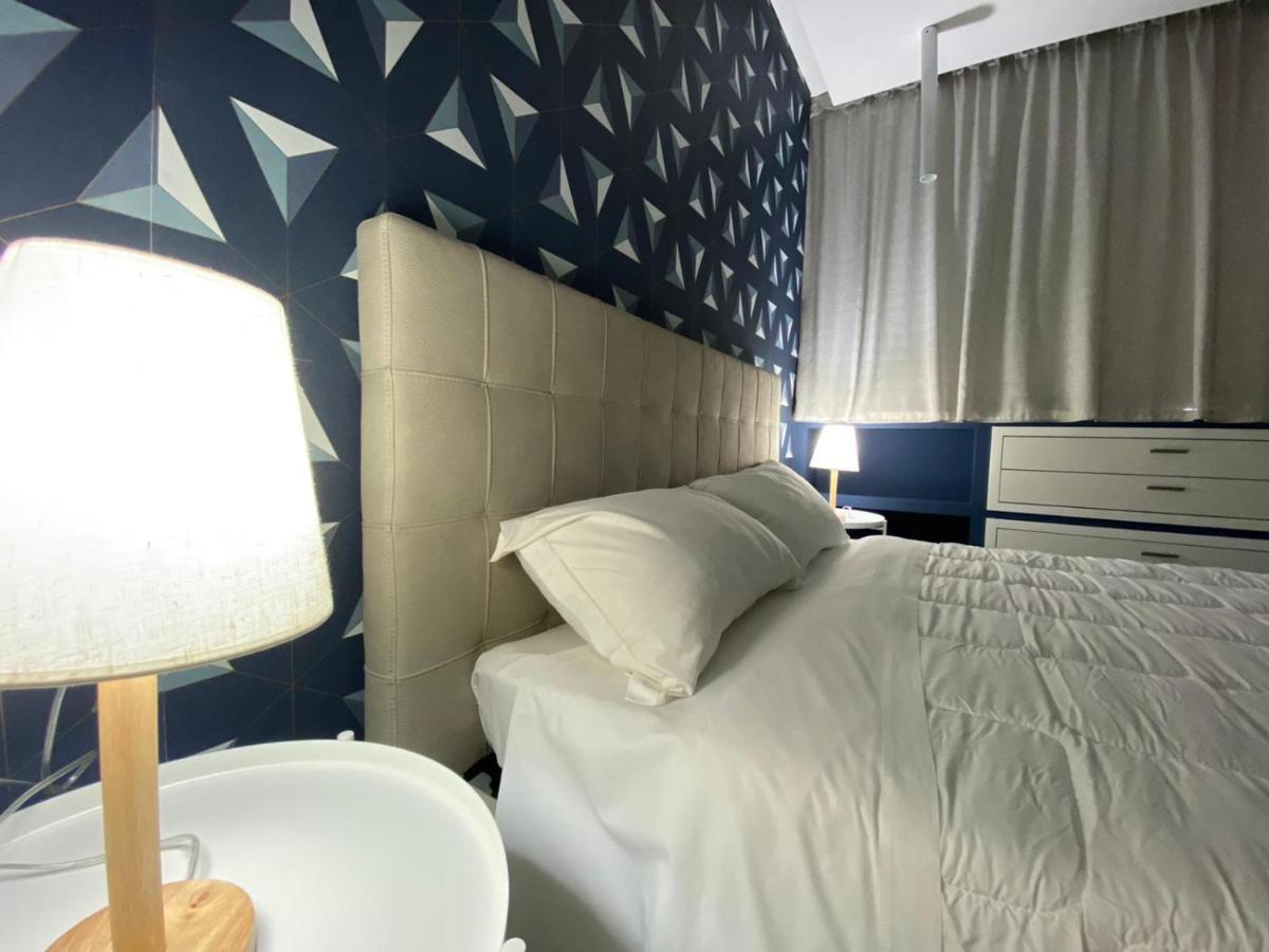 2B Fifteen Floor Suite Napoli Exterior photo