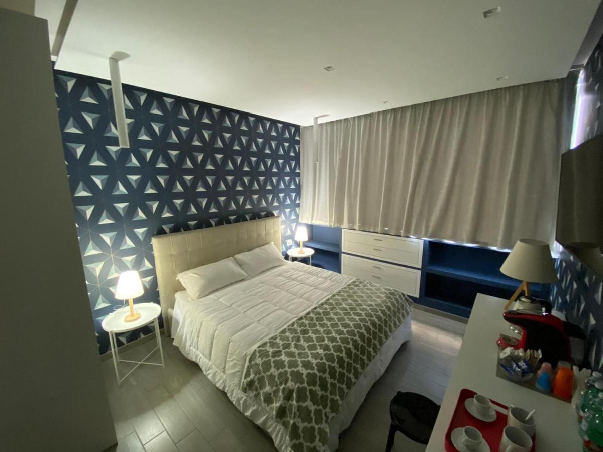 2B Fifteen Floor Suite Napoli Exterior photo