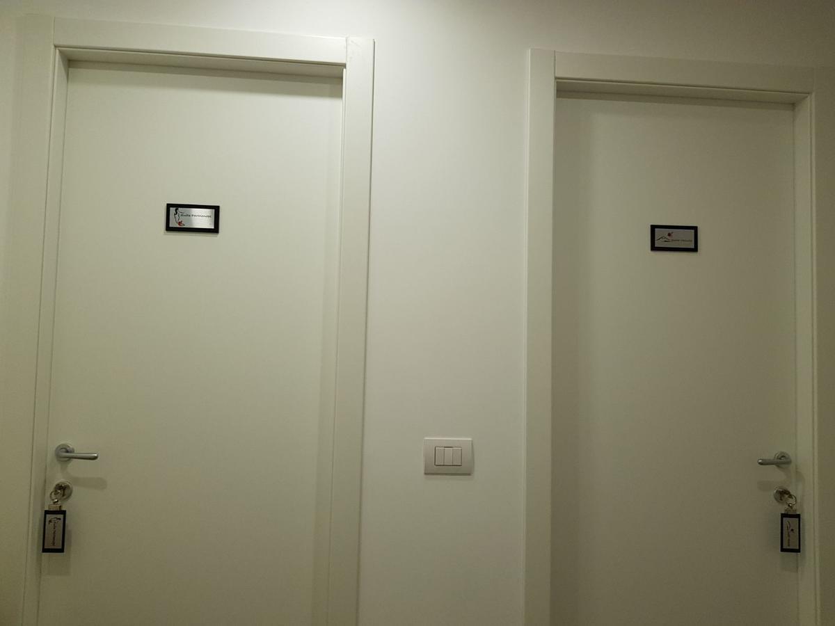 2B Fifteen Floor Suite Napoli Exterior photo