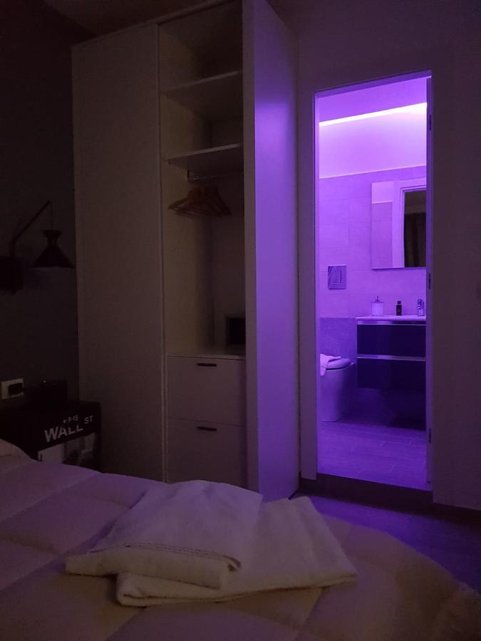 2B Fifteen Floor Suite Napoli Exterior photo