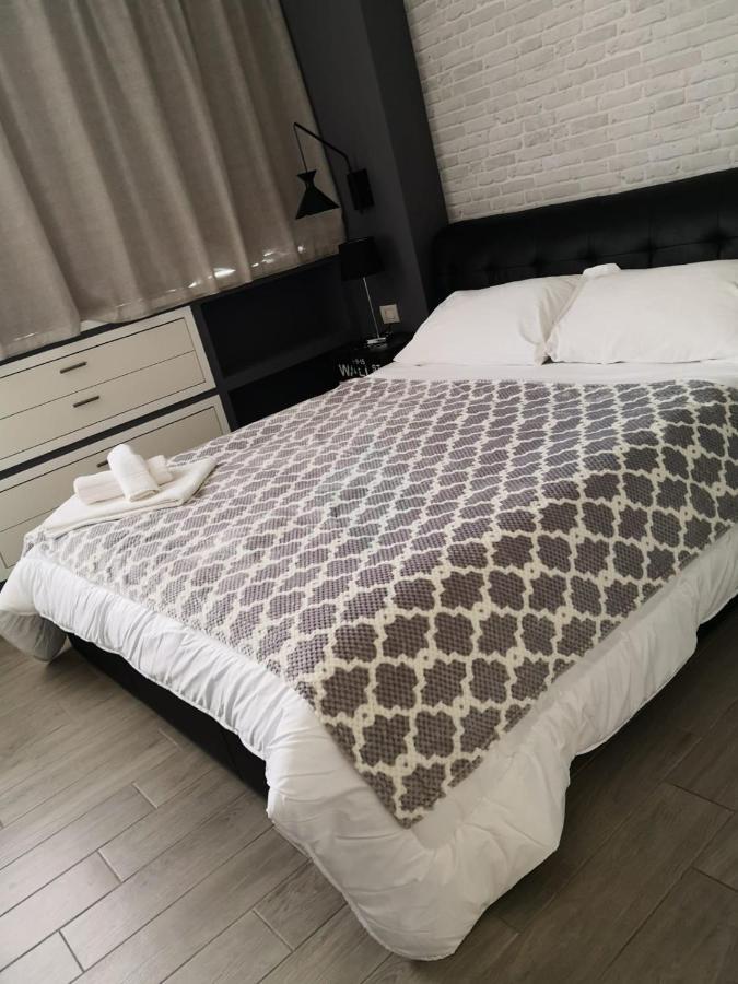2B Fifteen Floor Suite Napoli Exterior photo