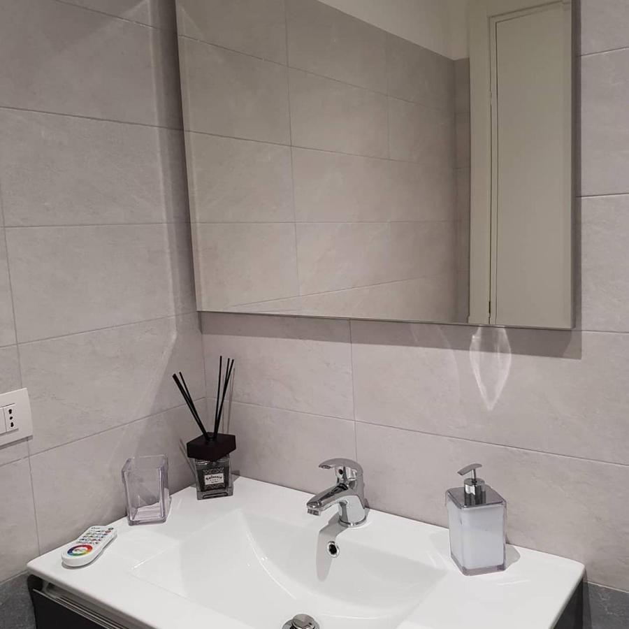 2B Fifteen Floor Suite Napoli Exterior photo